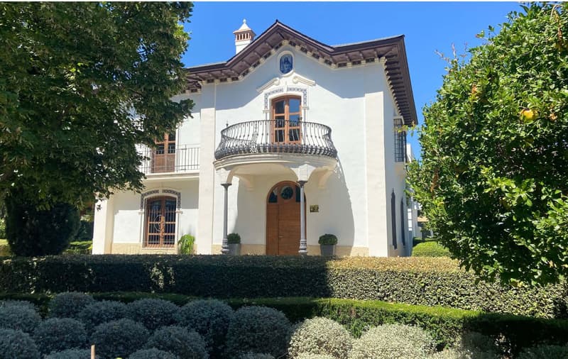 Villa Contemporánea con Vistas Sobre Ronda — 7 Hectáreas, Piscina y Diseño de Autor, Málaga